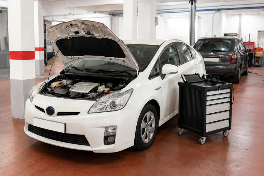 Servicio especializado en vehiculos hibridos